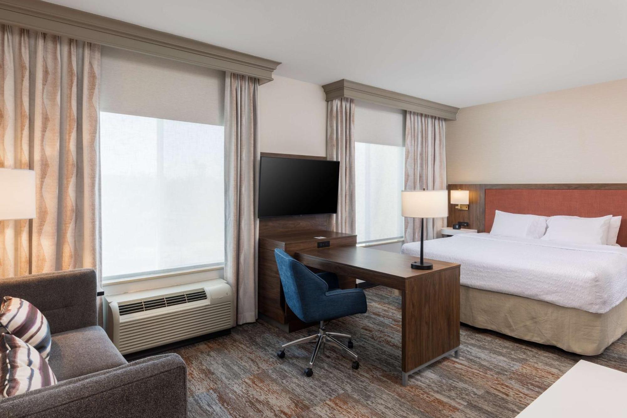 Hotel Hampton & Yuba Yuba City