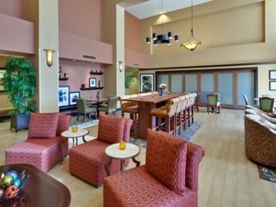 Hotel Hampton & Yuba