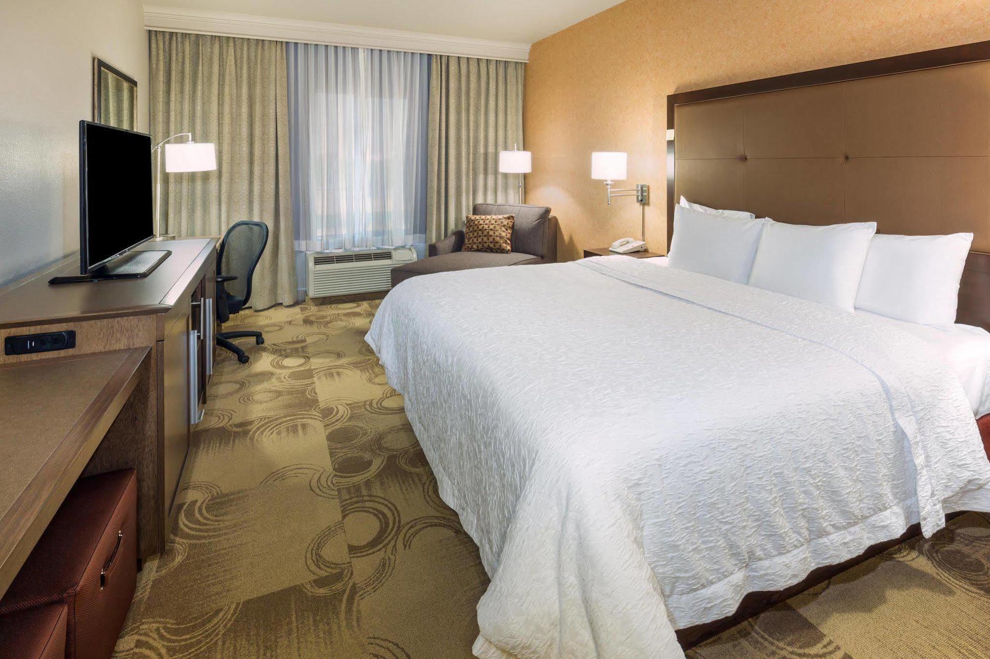 Hampton & Yuba Hotel Yuba City